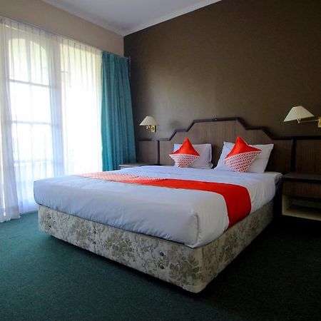 Oyo 2360 Hotel Rio Bengkulu Bagian luar foto