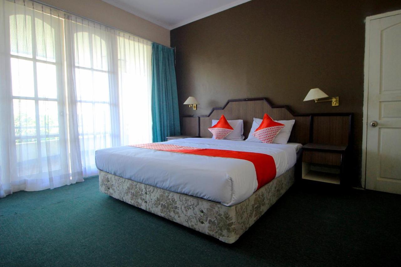 Oyo 2360 Hotel Rio Bengkulu Bagian luar foto