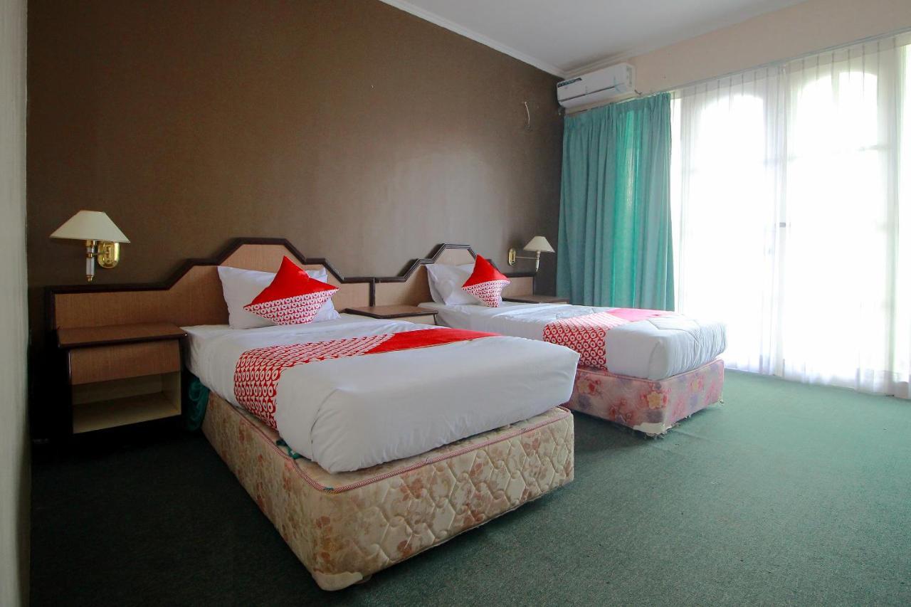 Oyo 2360 Hotel Rio Bengkulu Bagian luar foto