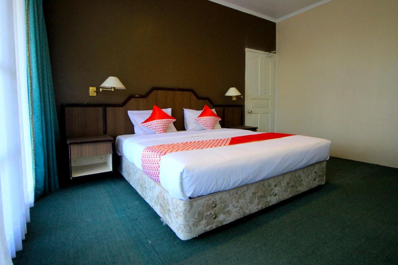 Oyo 2360 Hotel Rio Bengkulu Bagian luar foto