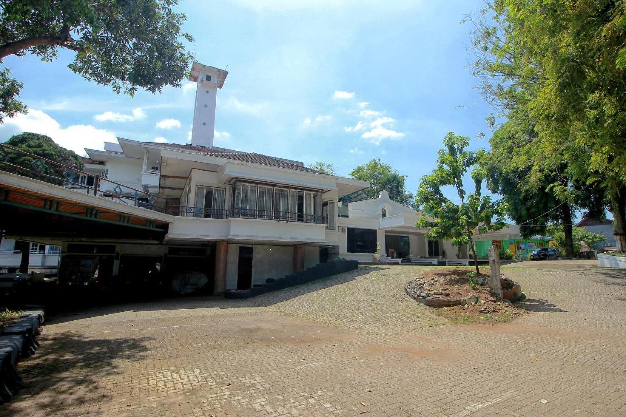 Oyo 2360 Hotel Rio Bengkulu Bagian luar foto