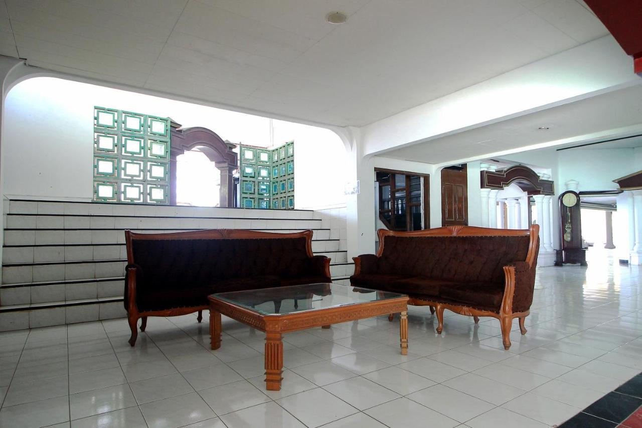 Oyo 2360 Hotel Rio Bengkulu Bagian luar foto