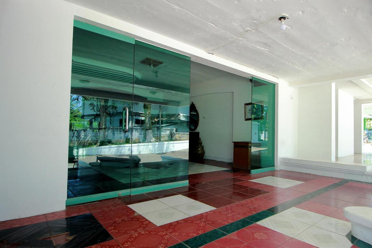 Oyo 2360 Hotel Rio Bengkulu Bagian luar foto