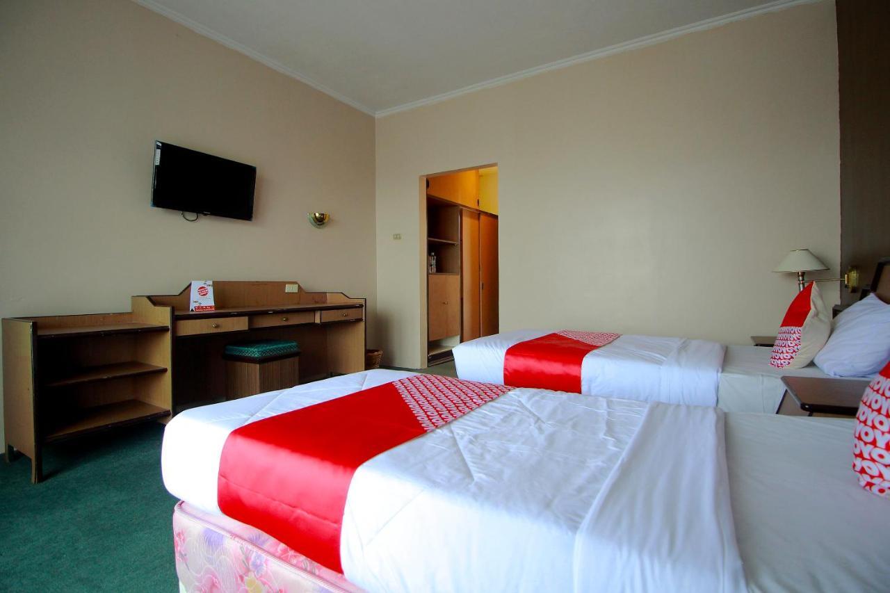 Oyo 2360 Hotel Rio Bengkulu Bagian luar foto