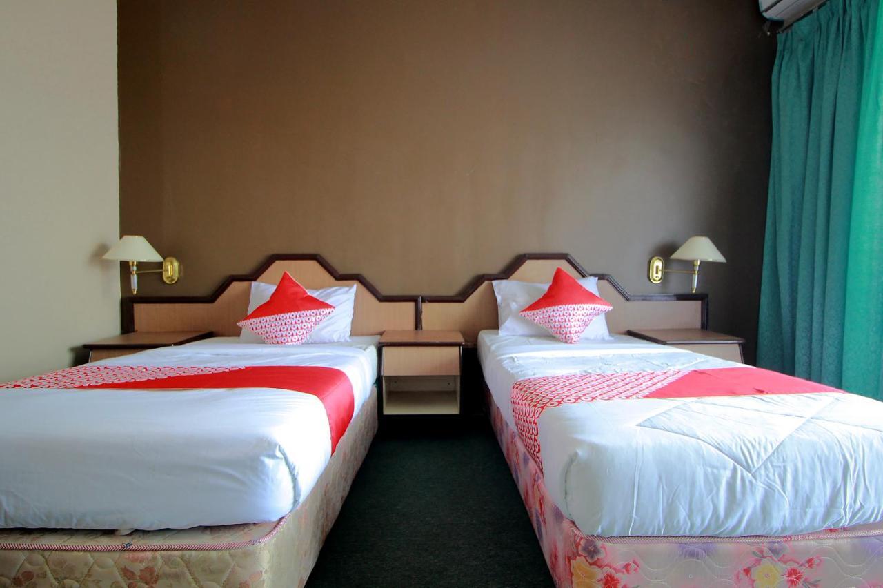 Oyo 2360 Hotel Rio Bengkulu Bagian luar foto